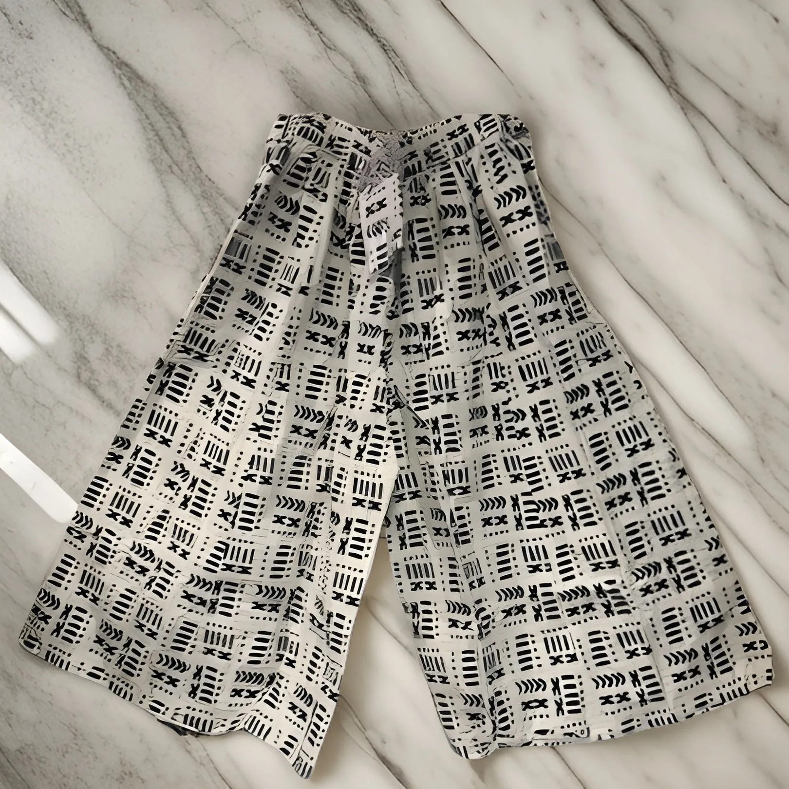 African White/Black Print Palazzo Pants