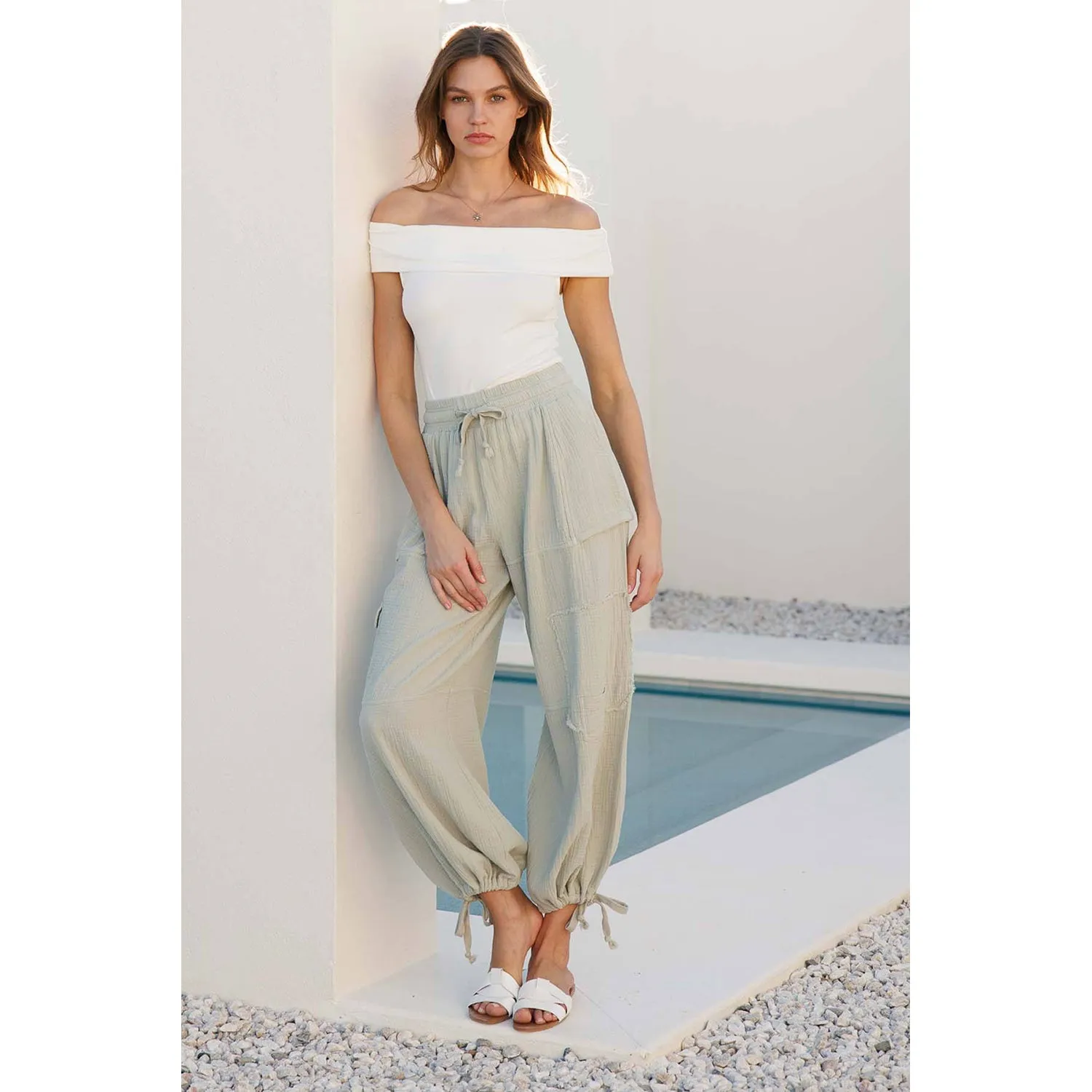 Crinkle Gauze Cargo 2-In-1 Drawstring Tie Hem Jogger - Sage