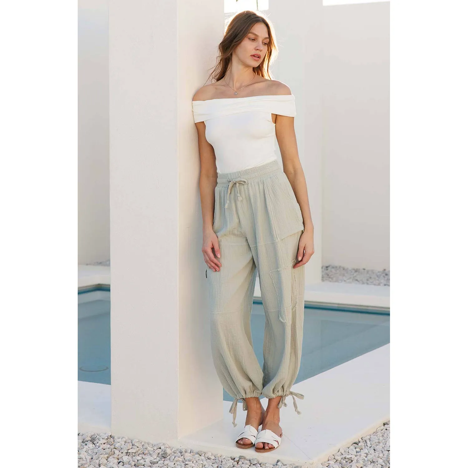 Crinkle Gauze Cargo 2-In-1 Drawstring Tie Hem Jogger - Sage