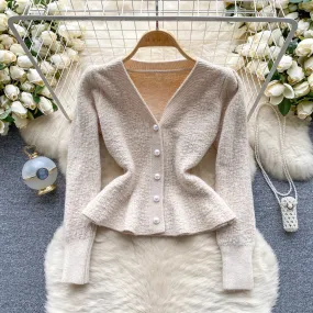Elegant Single-breasted V-neck Cardigan