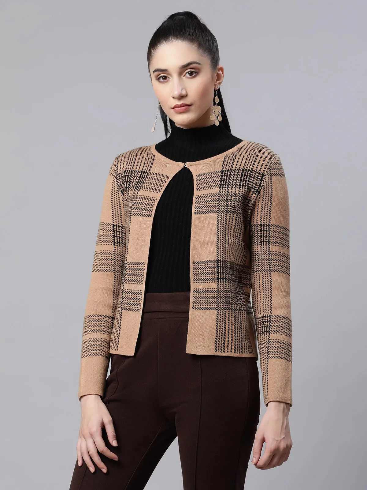 Women Checkered Beige Slim Fit Casual Cardigan